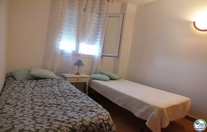 Apartamento soleado con terraza y plaza de aparcamiento en Santa Margarita.