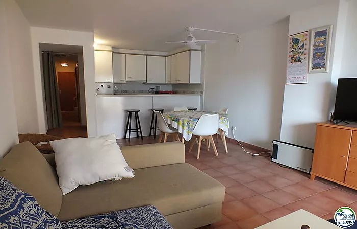 Apartamento soleado con terraza y plaza de aparcamiento en Santa Margarita.
