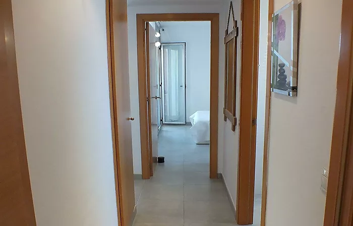 Apartamento luminoso con licencia turística y parking a 700 m de la playa