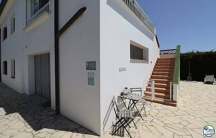 Casa muy cuidada y muy bien situada en la Garriga en Roses