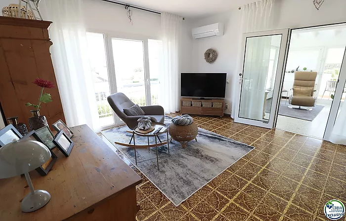 Casa muy cuidada y muy bien situada en la Garriga en Roses