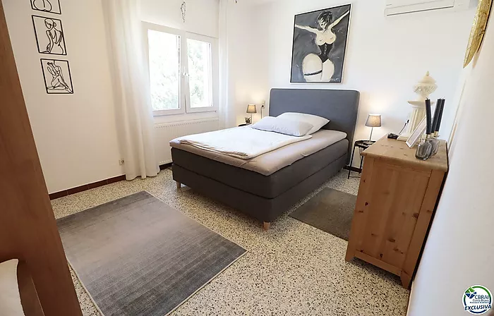 Casa muy cuidada y muy bien situada en la Garriga en Roses
