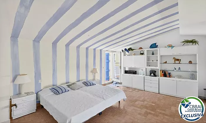 CAVALL DE MAR Ático-Dúplex  con gran terraza, piscina privada y vistas al canal