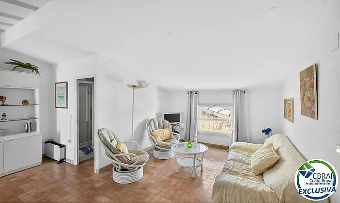 CAVALL DE MAR Ático-Dúplex  con gran terraza, piscina privada y vistas al canal