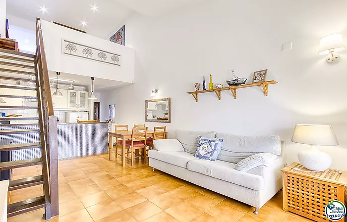 BONITA CASA EN EBRE  EMPURIABRAVA