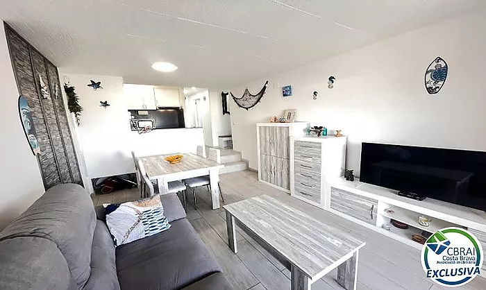 GRAN RESERVA Renovated 2-bedroom apartment with terrace in a complex with swimming pools and gardens