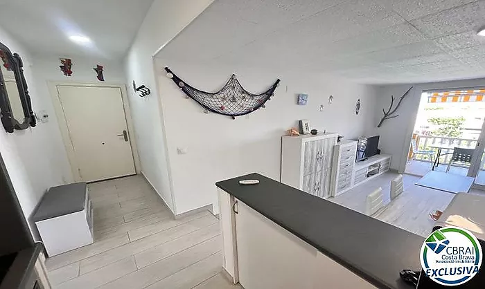 GRAN RESERVA Renovated 2-bedroom apartment with terrace in a complex with swimming pools and gardens