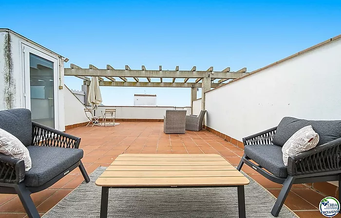 Penthouse 6º m2 wi0h 60 m² of terraces, TOURISTE LICENSE
