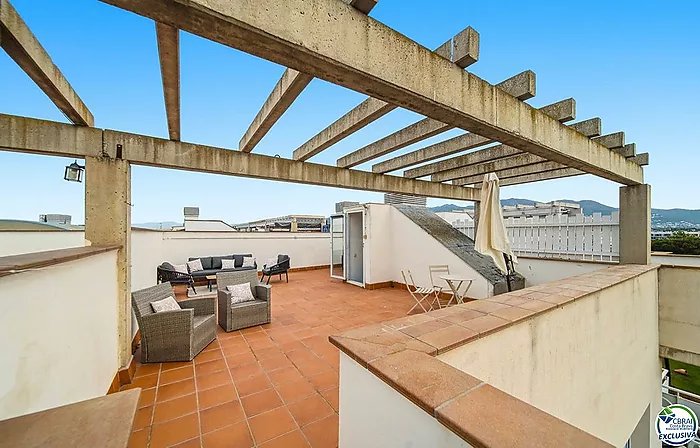 Penthouse 6º m2 wi0h 60 m² of terraces, TOURISTE LICENSE