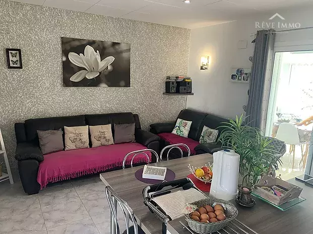 Beautiful 3 bedroom house with garden in Santa Margarita-Roses