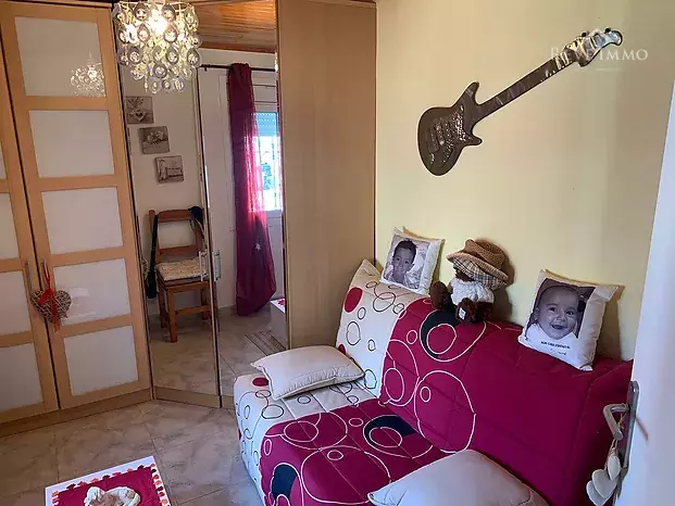 Beautiful 3 bedroom house with garden in Santa Margarita-Roses