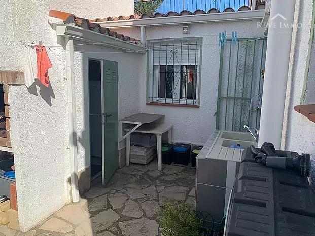 Beautiful 3 bedroom house with garden in Santa Margarita-Roses