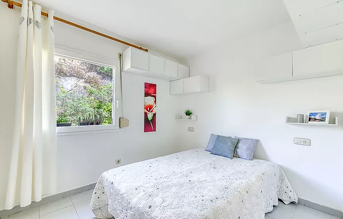 Unique opportunity in the port of Roses!