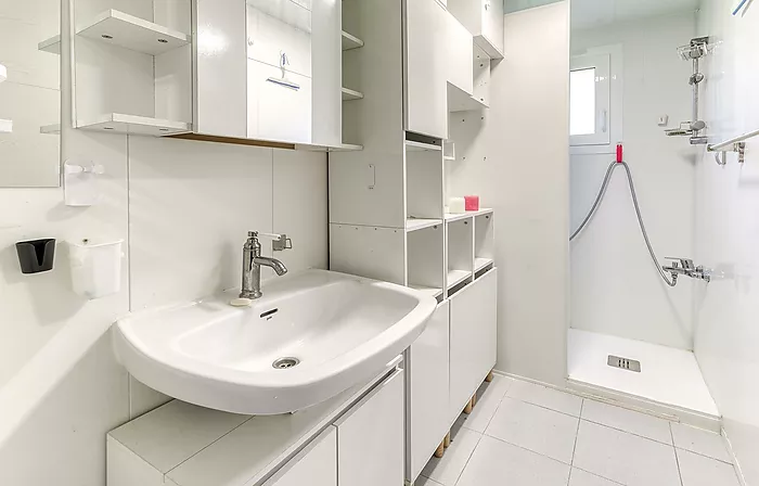 Unique opportunity in the port of Roses!