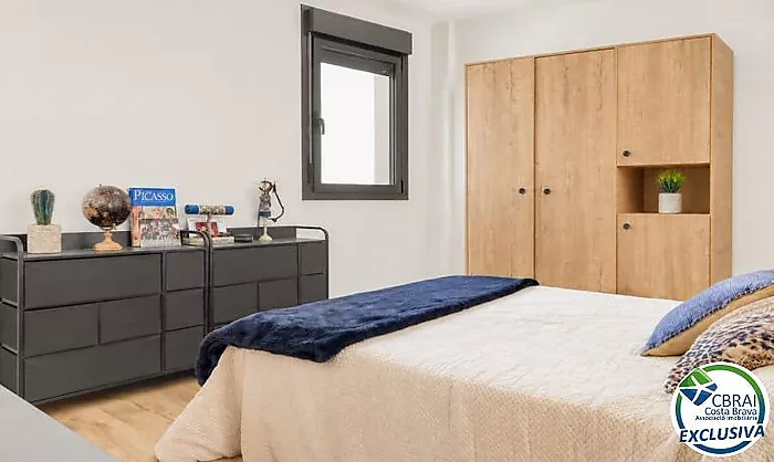 Penthouse duplex with panoramic terrace in Figueres