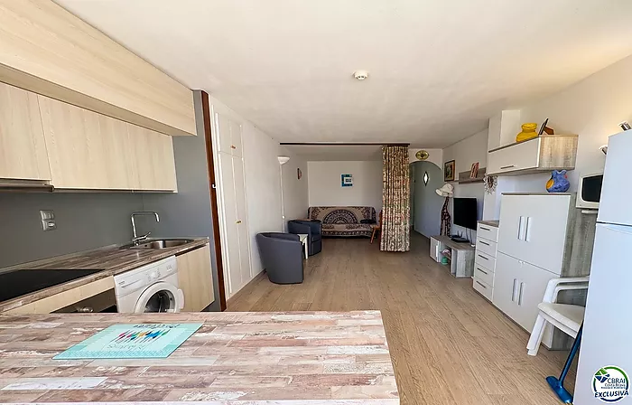 Apartment with sea views and terrace — Salatà, Roses