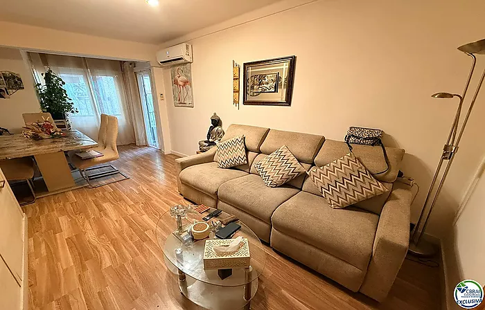 Apartment in the Heart of the Town Centre, Just 250 Metres from the Beach.