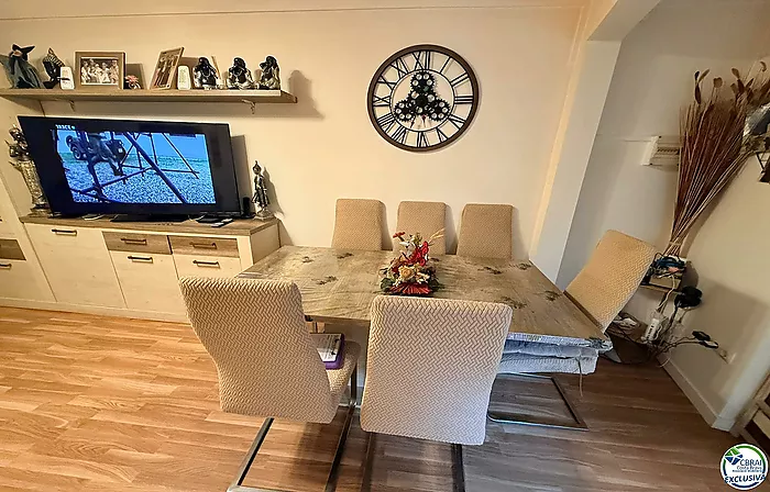 Apartment in the Heart of the Town Centre, Just 250 Metres from the Beach.