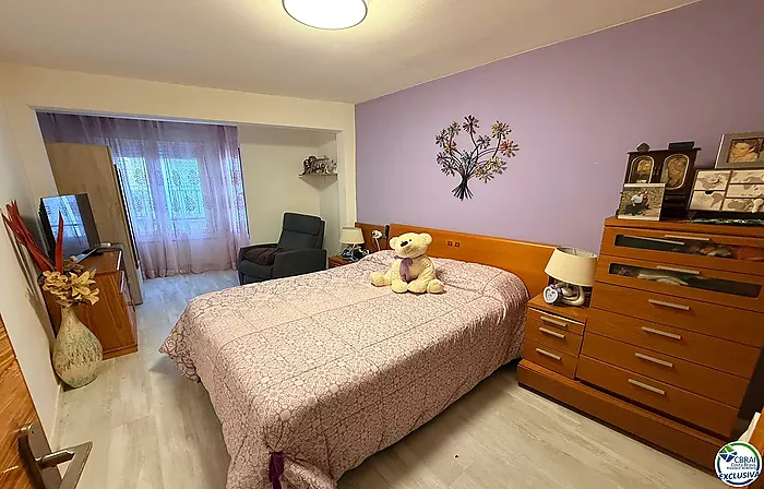 Apartment in the Heart of the Town Centre, Just 250 Metres from the Beach.