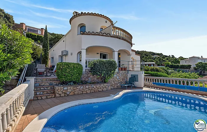 Can Isaac – Insiders know exactly why they want to live here!