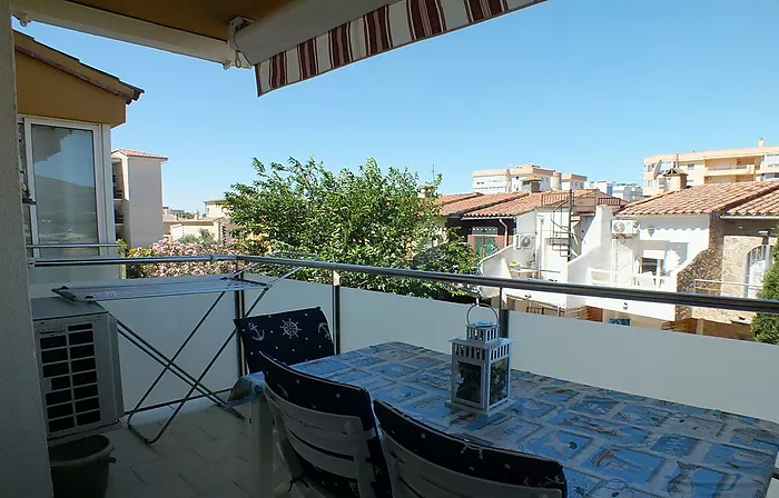 Charming apartment with private parking