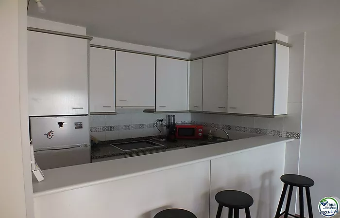 Sunny apartment with terrace and parking space in Santa Margarita