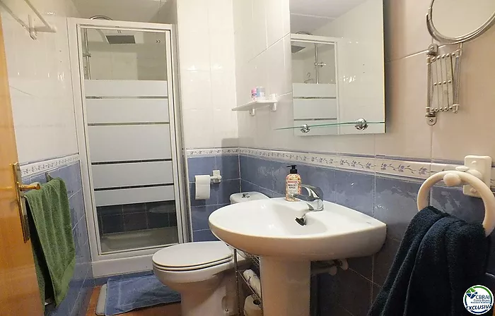 Sunny apartment with terrace and parking space in Santa Margarita