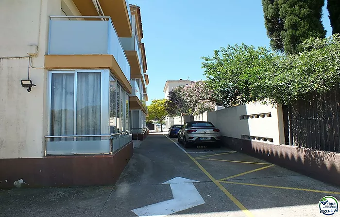 Charming apartment with private parking