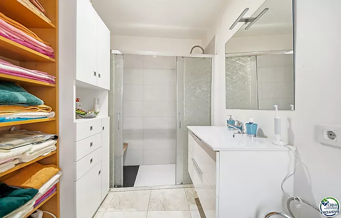 Apartment in the Heart of the Town Centre, Just 250 Metres from the Beach.