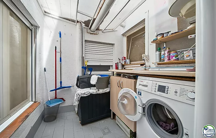 Apartment in the Heart of the Town Centre, Just 250 Metres from the Beach.