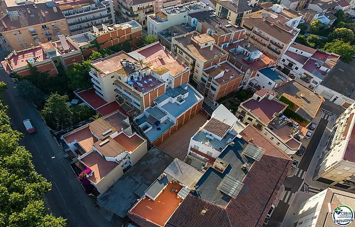 Apartment in the Heart of the Town Centre, Just 250 Metres from the Beach.