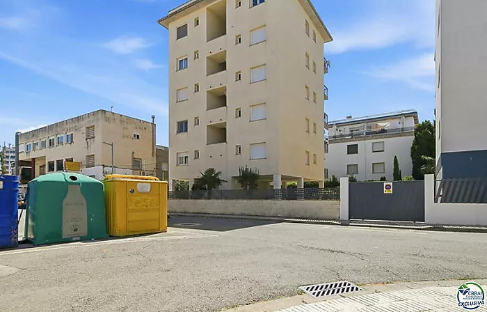 A 150 m. de la plage avec vue sur la mer, LICENCE TOURISTIQUE