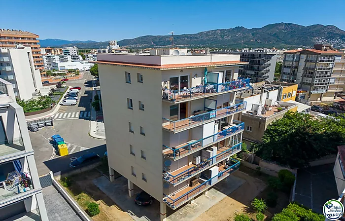 A 150 m. de la plage avec vue sur la mer, LICENCE TOURISTIQUE