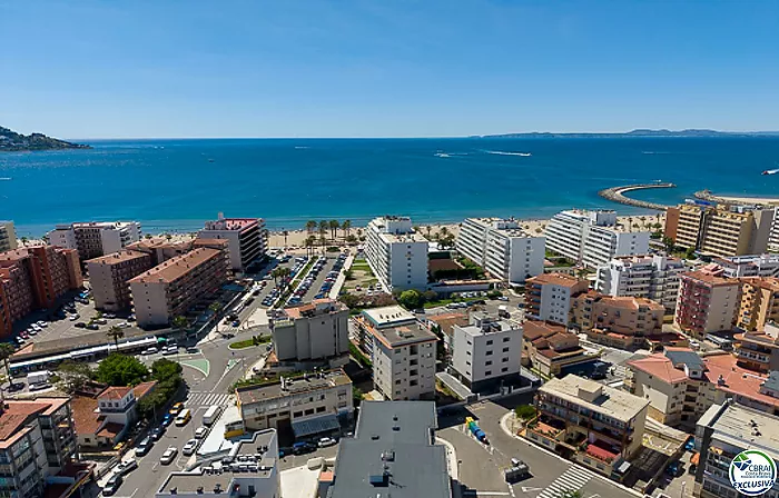 A 150 m. de la plage avec vue sur la mer, LICENCE TOURISTIQUE