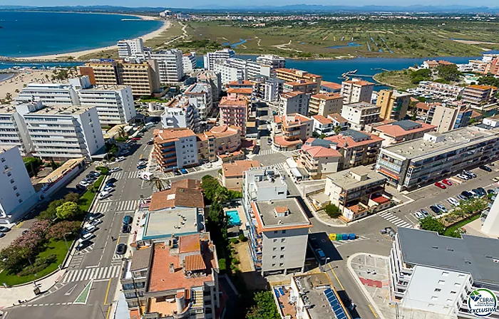 A 150 m. de la plage avec vue sur la mer, LICENCE TOURISTIQUE