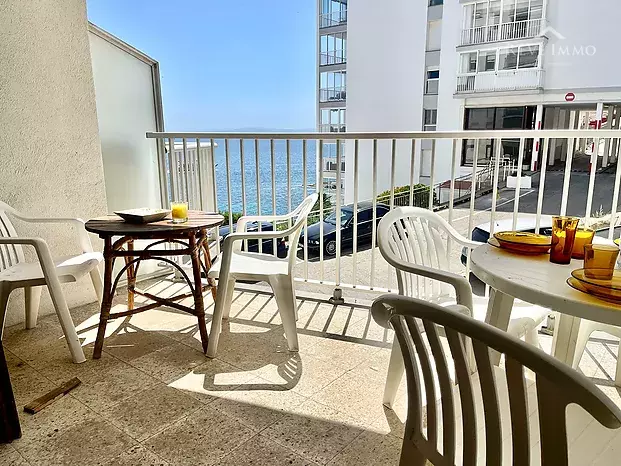 Charming apartment located in the sought-after Phare area