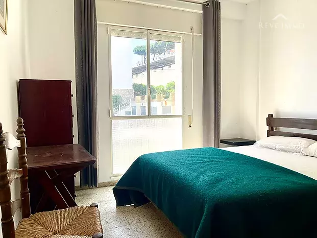 Charming apartment located in the sought-after Phare area