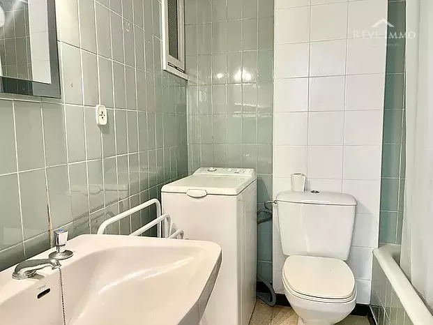 Charming apartment located in the sought-after Phare area