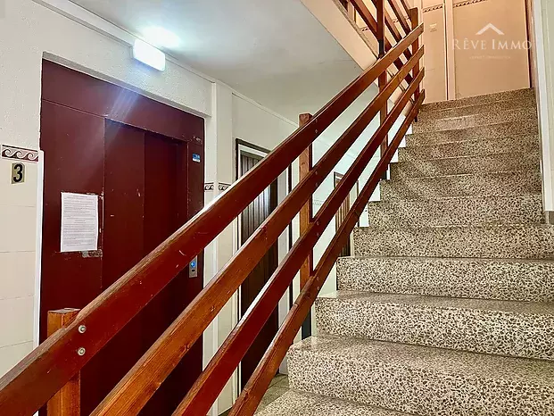Charming apartment located in the sought-after Phare area
