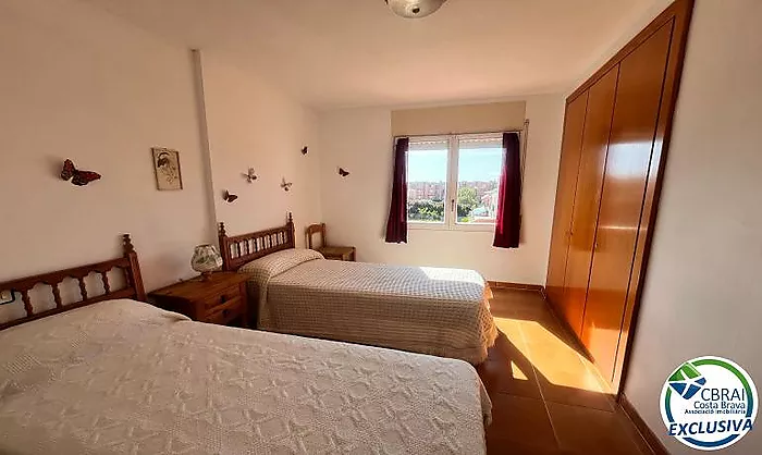 GRAN RESERVA 2-bedroom apartment with swimming pools, gardens and tourist licence, just 100 metres from the beach