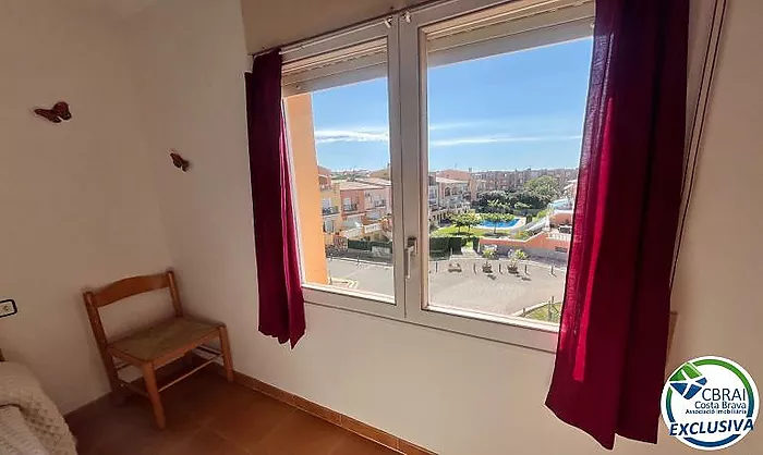 GRAN RESERVA 2-bedroom apartment with swimming pools, gardens and tourist licence, just 100 metres from the beach