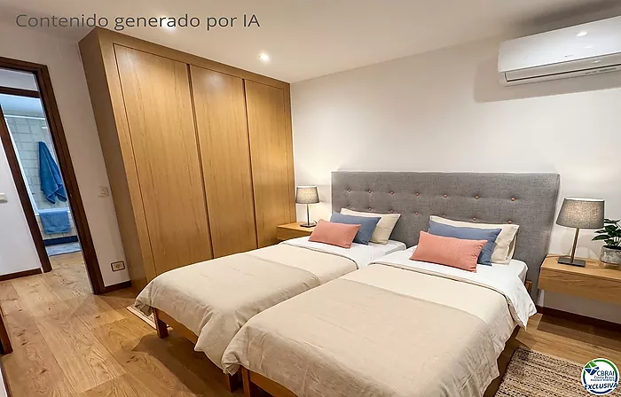 Unique opportunity in Mas Matas, Roses — Semi-detached house with private plot, ready for your renovation project