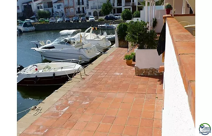 Appartement sur la Marina dans un cadre pittoresque avec terrasse de 12 m2