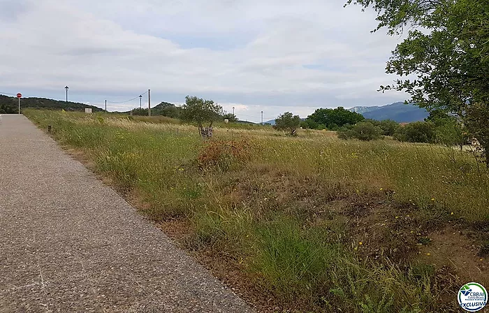 For sale in Darnius