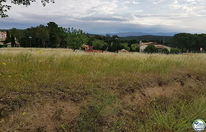 For sale in Darnius