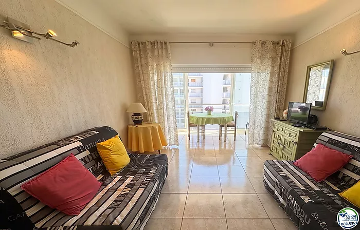 Studio with terrace 30 m from the beach — 4th floor, Salatar, Roses