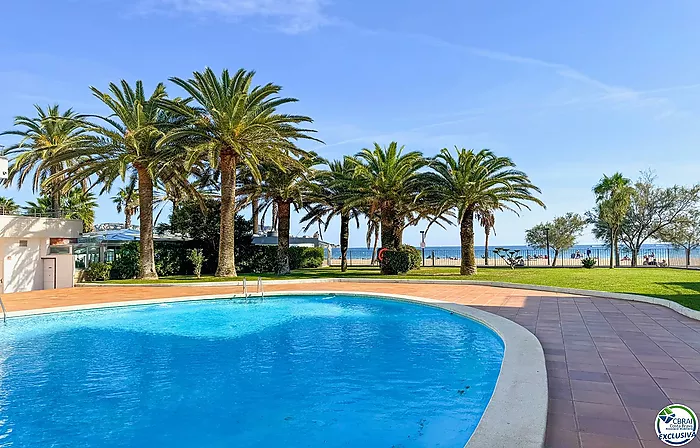 Studio with pool and lateral sea views — Santa Margarida, Roses