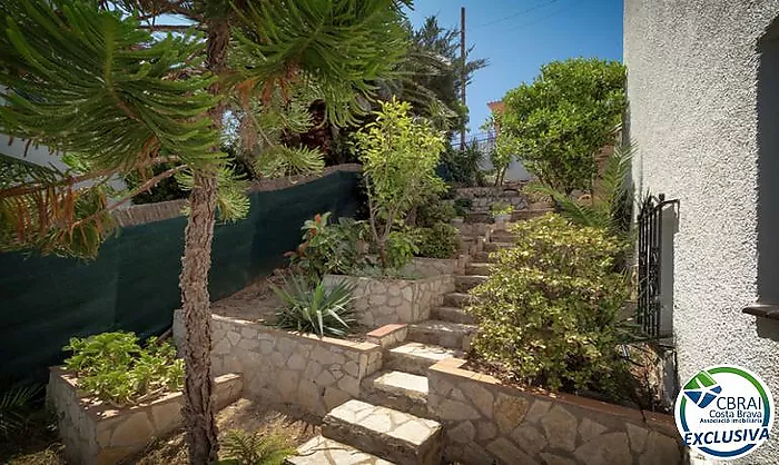 Exclusiva villa con espectaculares vistas panorámicas al mar en El Port de la Selva