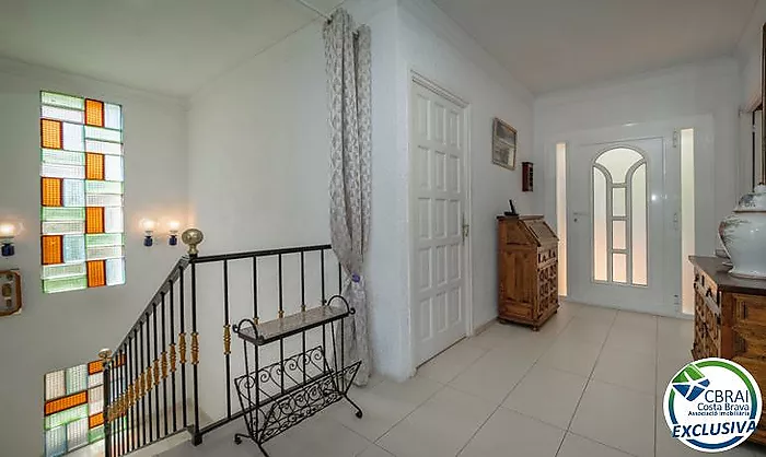 Exclusiva villa con espectaculares vistas panorámicas al mar en El Port de la Selva