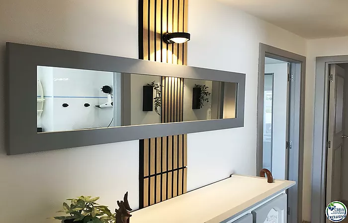 Appartement de 3 chambres avec piscine et parking privé à Santa Margarita Roses